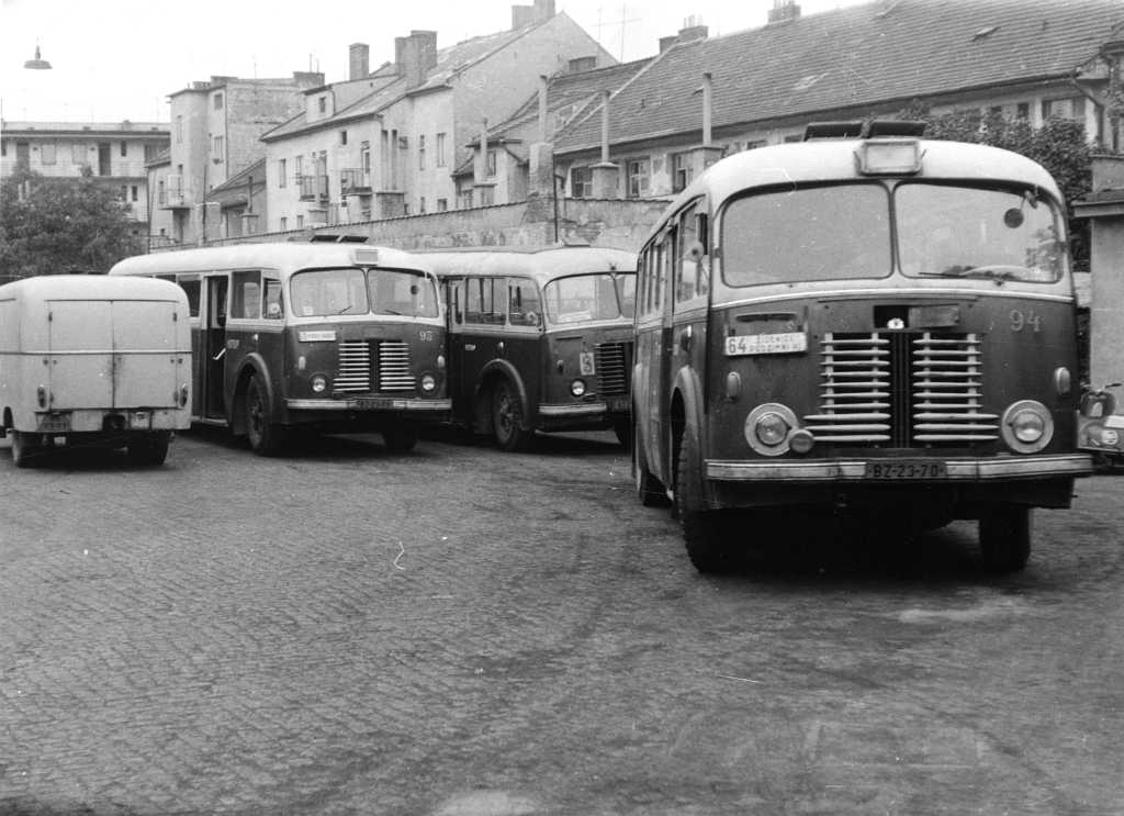 historický autobus